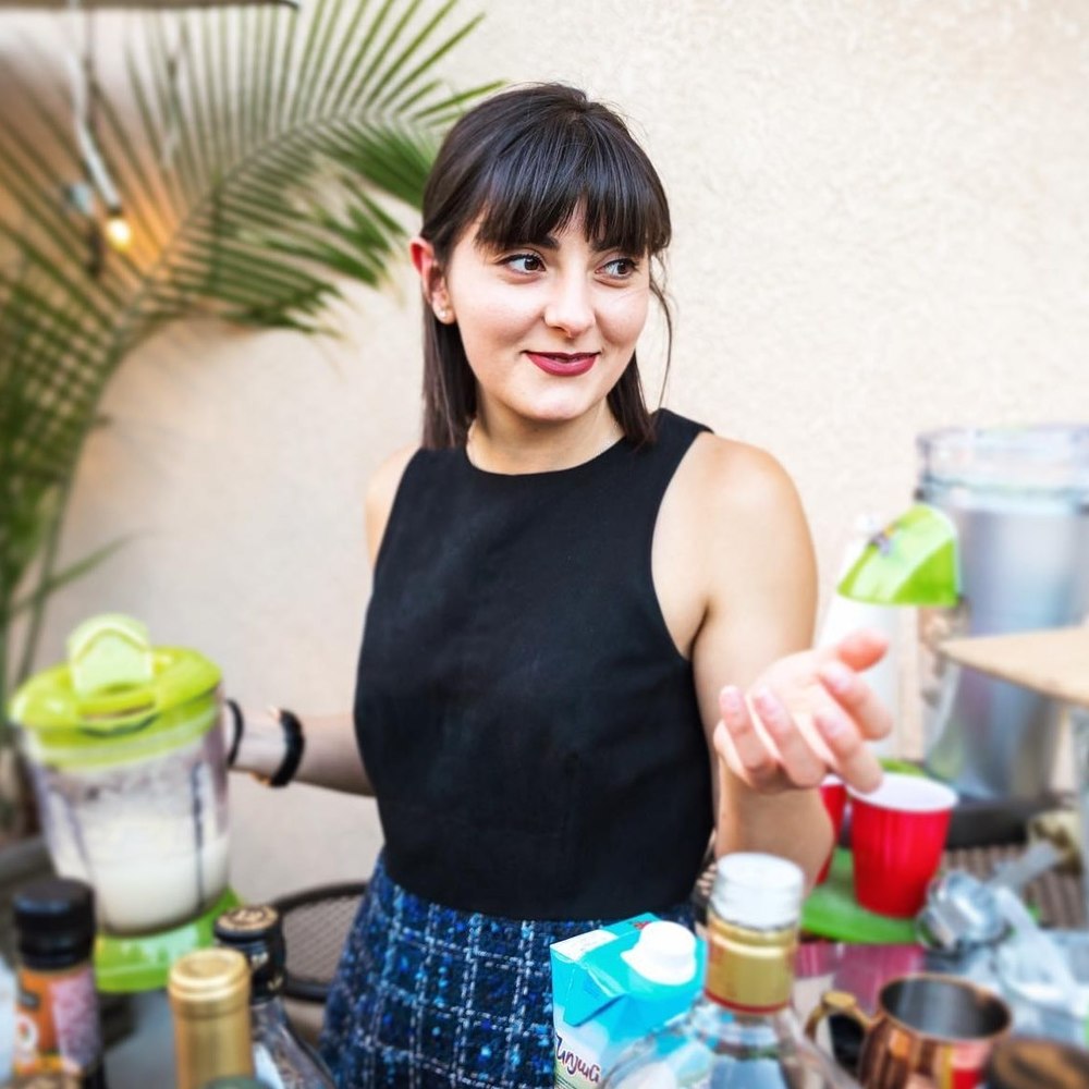 Meet your Posher, Chrysta